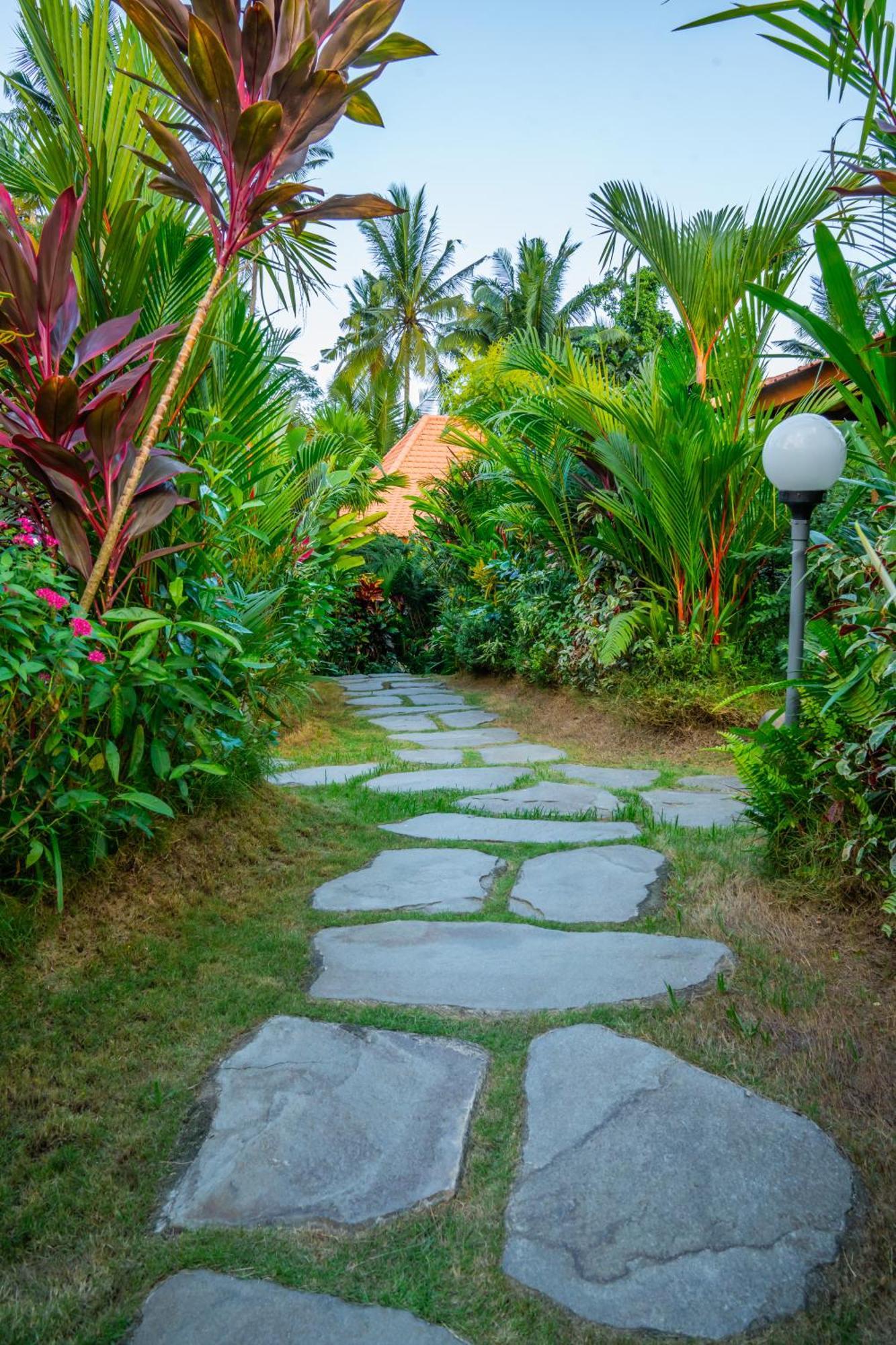 Kampung Uma Dawa Villas And Spa Ubud  Bagian luar foto