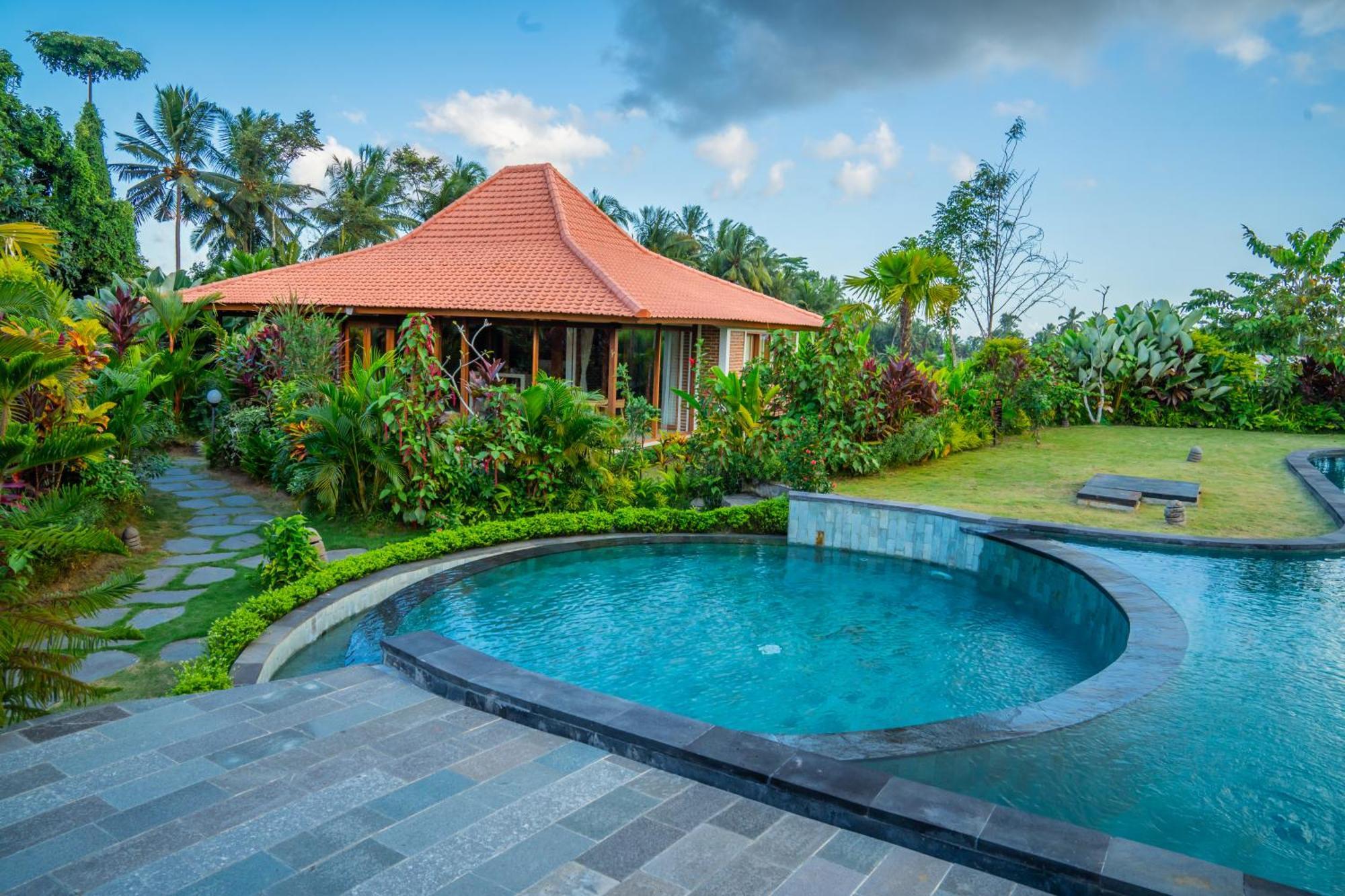 Kampung Uma Dawa Villas And Spa Ubud  Bagian luar foto